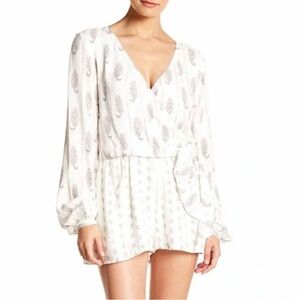 Saks Fifth Avenue White and Black Patterned Blouse